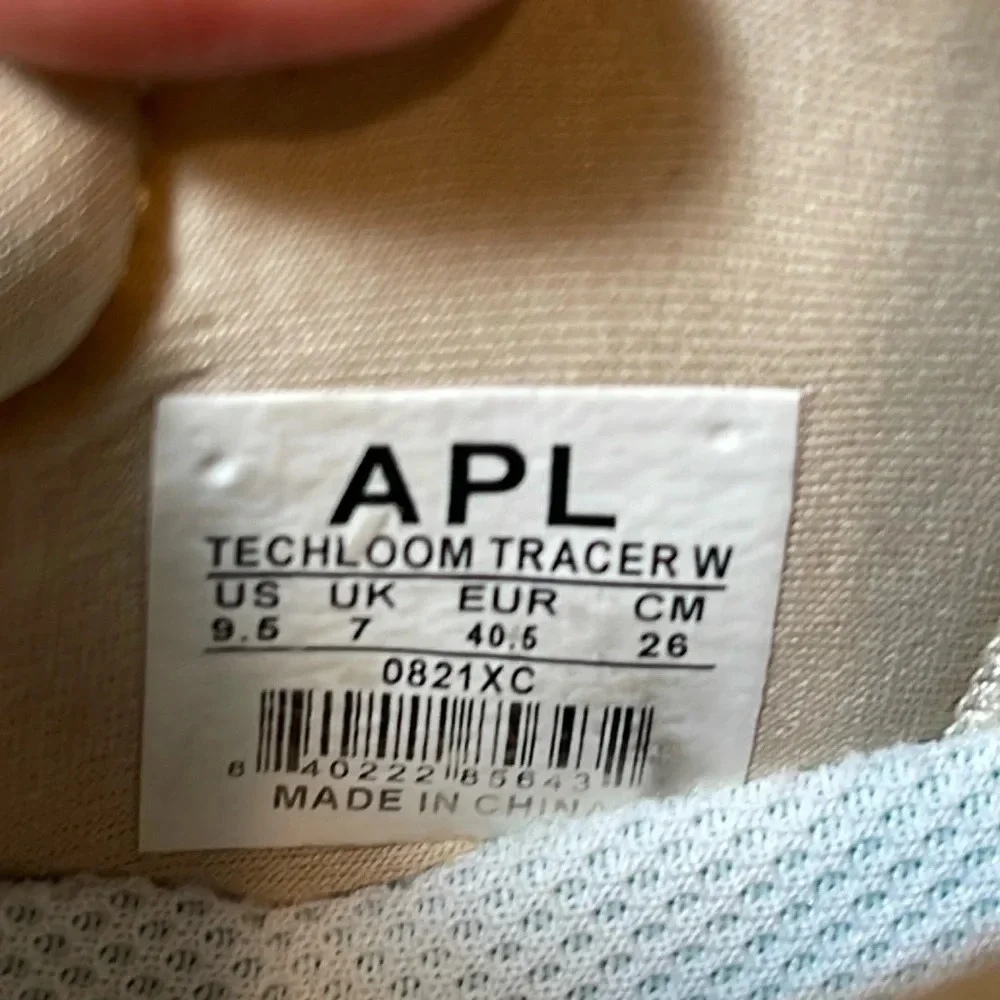 Athletic Propulsion Labs Techloom Tracer Sneakers, Creme Beach Leopard size 9.5